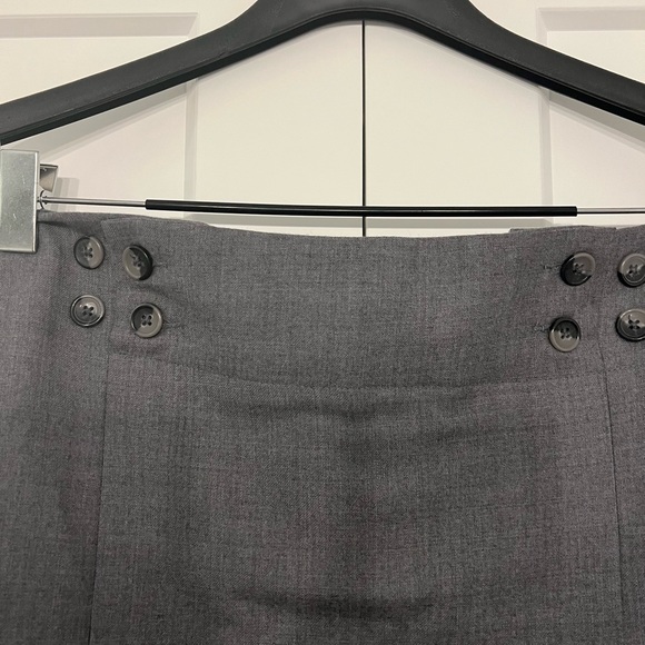 Banana Republic Pencil Skirt - Picture 2 of 5